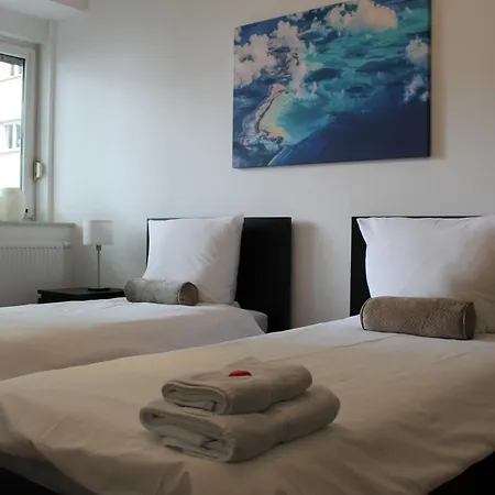 Grosse Im Zentrum Mit 6 Betten * بادربورن