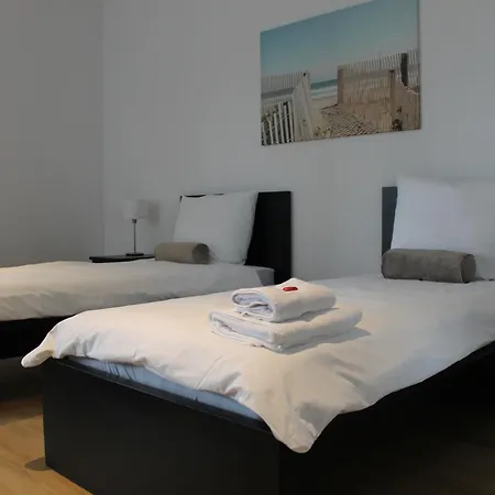 Grosse Im Zentrum Mit 6 Betten