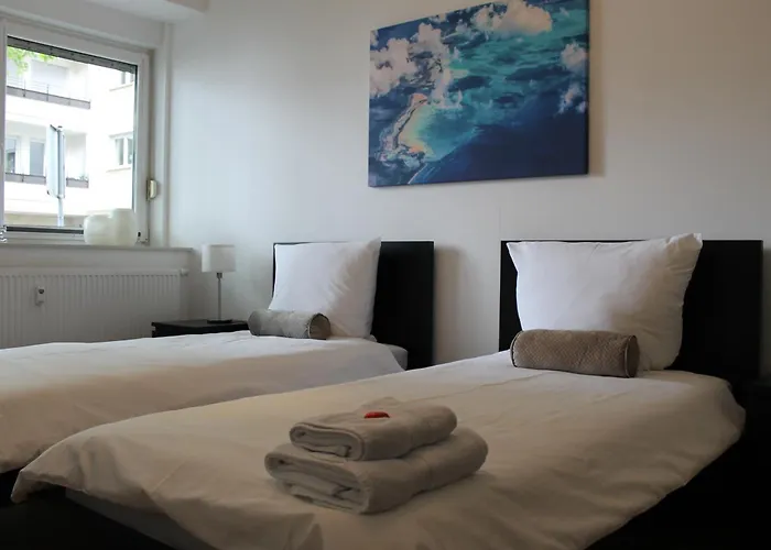 Grosse Im Zentrum Mit 6 Betten * 帕德博恩