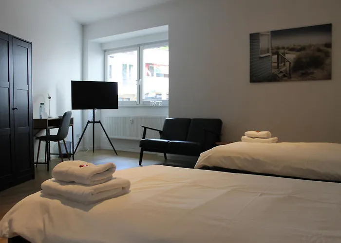 Grosse Im Zentrum Mit 6 Betten * 帕德博恩