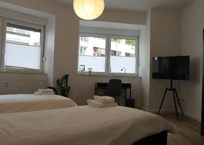 Grosse Im Zentrum Mit 6 Betten * 帕德博恩